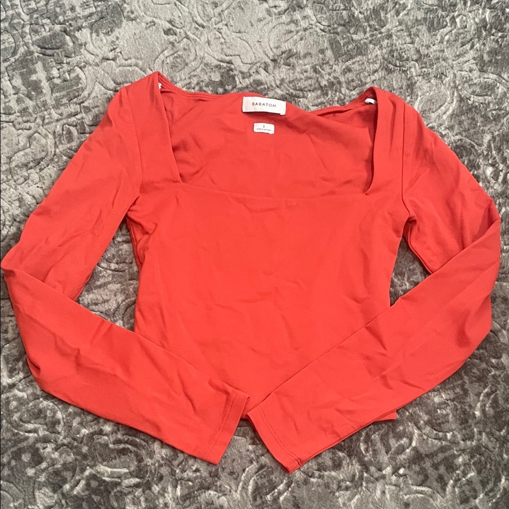 Babaton Contour Scoopneck Long Sleeve Top